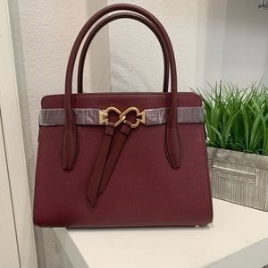 - NWT Kate Spade ♠️ cherrywood toujours satc…